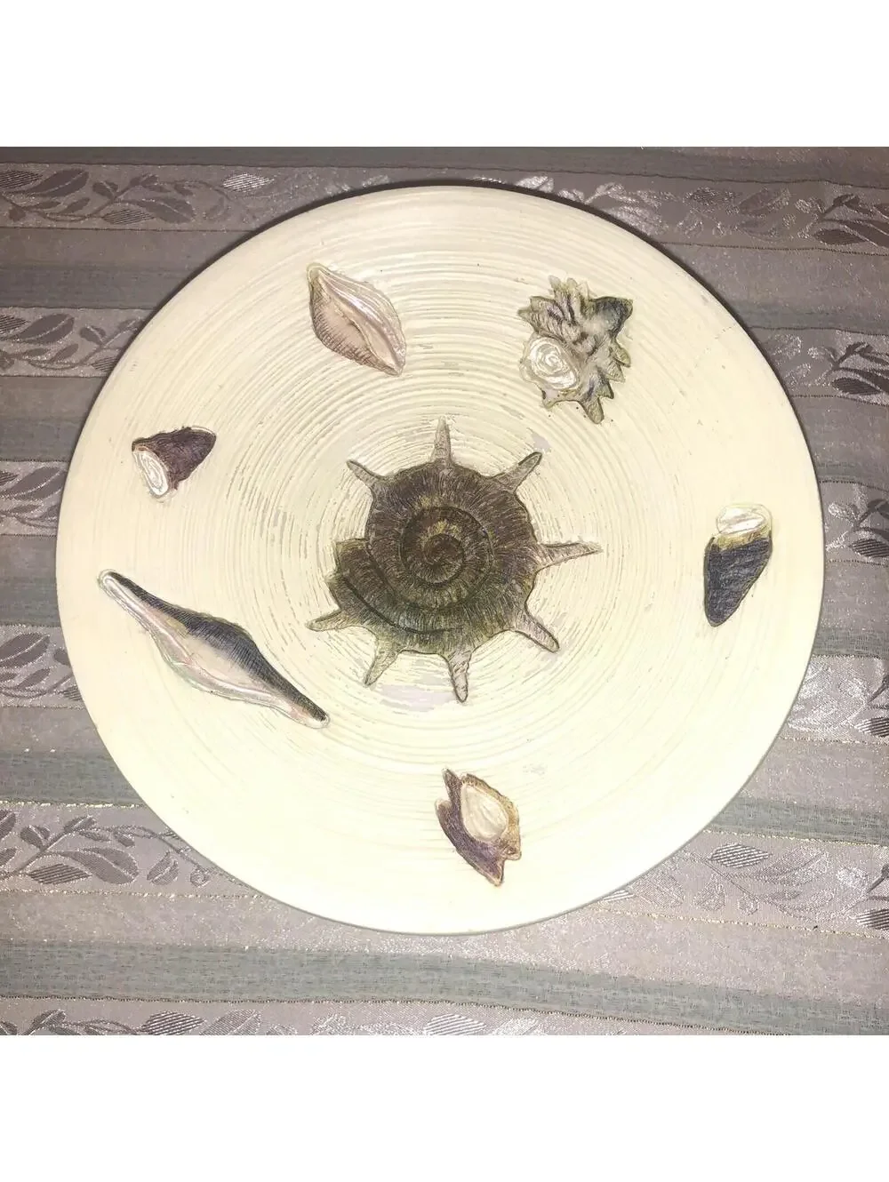 Beach Ceramic Bath Soap Dish Beige Swirl Embedded Sea Shells 5 in Wide 2 in Tall